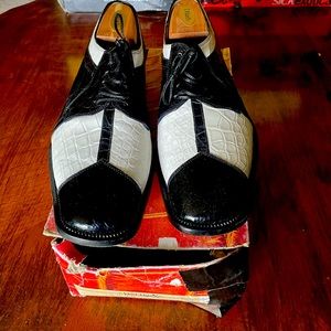 Black/White Gator/Lizard Dress Shoes